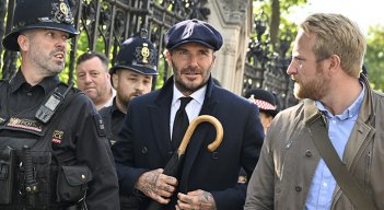 David Beckham hizo horas de cola para despedirse de la difunta Isabel II./Foto: AFP