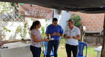 Apoyarán a cacaoteros restituidos con espacios en mercados campesinos./Foto: cortesía