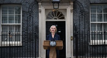 La primera ministra británica Liz Truss anuncia su dimisión
