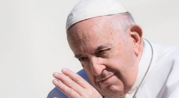 Se espera que el libro sea publicado mañana en Italia. / Fotos: AFP 