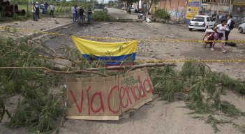 Vía cerrada en La Ínsula