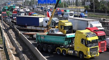 Un paro de camioneros genera problemas de abastecimientos en Chile./Foto: AFP
