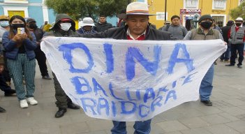 Crisis política en Perú