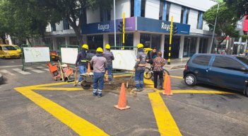 En Cúcuta, pintan hasta los huecos 