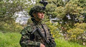 Servicio militar de mujeres