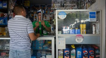 Precios de repuestos y lubricantes han estado al alza./ Foto Leonardo Oliveros-La Opinión
