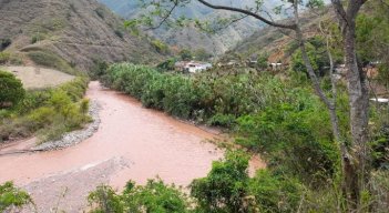 Las lluvias hacen temer una nueva tragedia en Villa Caro