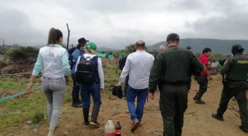 Desalojaron terreno invadido cerca del Aeropuerto Camilo Daza