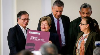 El presidente Gustavo Petro junto a la ministra del Trabajo, Gloria Inés Ramírez, en la presentación de la reforma pensional. / Foto: Colprensa