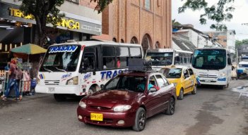 Conductores y usuarios aseguran que ya es hora de que Cúcuta modernice su sistema de transporte como en otras ciudades capitales./ Fotos La Opinión 