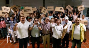 Juntas de Acción comunal recibieron computadores de la alcaldía./Foto Cortesía