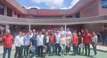 Los empresarios se reunieron con las autoridades aduaneras de Colombia y Venezuela en Paraguachón. Fotos CortesíaLos empresarios se reunieron con las autoridades aduaneras de Colombia y Venezuela en Paraguachón. Fotos Cortesía