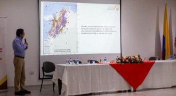 Julio Fierro Morales, director del SGC, explicó que falta coordinar acciones con la zona de frontera para poder crear un mapa geológico que integre a Colombia y Venezuela./ Foto Cortesía