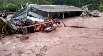 El 31 de mayo se produjo la avalancha que bajó desde Villa Caro y arrasó con todo lo que encontró a su paso, afectó la carretera Ocaña-Cúcuta que sigue cerrada y provocó destrucción en El Tarrita (Ábrego). / Fotos cortesía