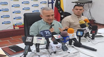 Freddy Bernal asegura que con el Estado Mayor de Petróleo se hará una mejor distribución de los combustibles. 