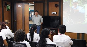 La visita de Carlos Arturo Azuero permite fortalecer el trabajo en equipo de la Federación Nacional de Cafeteros. Foto Cortesía