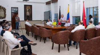 El lanzamiento oficial del Diplomado se realizó en el despacho del alcalde de Cúcuta, Jairo Yáñez Rodríguez, en presencia de los organizadores, representantes de diversos colectivos civiles, juntas de acción comunal y líderes sociales. 