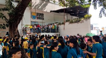 Protesta del colegio Nacional de Comercio