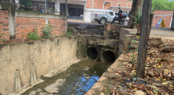 La comunidad teme que el canal se inunde de nuevo por las fuertes lluvias