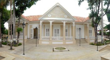 La Quinta Teresa era la residencia del comerciante danés Andresen Möller y su esposa, la cucuteña María Teresa Briceño. Ahora allí funciona un centro cultural. / Fotos: Archivo