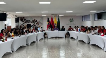 Desde la academia, la Universidad Simón Bolívar involucra a sus estudiantes de Derecho a que volteen la mirada a esta seria problemática. / Foto: Cortesía / La Opinión 