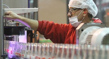 Aunque el importador o el productor será el responsable de pagar el impuesto, al final él lo va a trasladar al consumidor, vía precio de venta./Foto Archivo