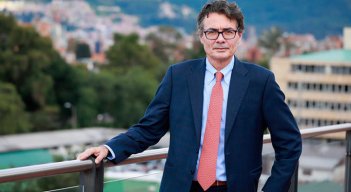 El exministro de Salud y de Educación, Alejandro Gaviria se sumó a la sexta edición de Encuentro de Sostenibilidad de CENS./ Foto Archivo