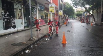 Veolia anunció medidas especiales para el aseo.