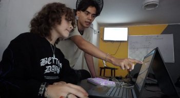 Niños, niñas y jóvenes aprendieron a desarrollar videojuegos. Foto: Cortesía