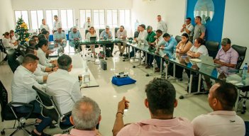 Productores pequeños de palma del Catatumbo y empresarios del sector se reunieron con la ministra de Agricultura en Cúcuta./Foto Cortesía