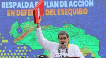 Venezuela-Discurso de Nicolás Maduro sobre la disputa con Guyana, por el territorio del Esequibo, el 8 de diciembre, en el Palacio Presidencial de Miraflores, en Caracas.