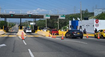 La tarifa única en todas las categorías, en el peaje de la Autopista Internacional, pasó de $2.100 a $2.300./Foto: Jorge Iván Gutiérrez
