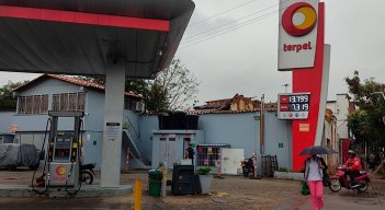 En Cúcuta y demás municipios de Norte de Santander, el costo promedio del galón de la gasolina subsidiada ascendió a $13.789 y el del ACPM a $7.251. / Foto: Leonardo Favio Oliveros-La Opinión