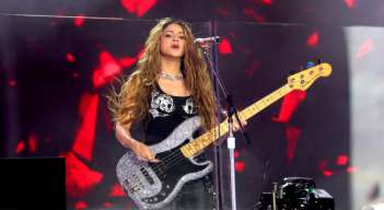 Shakira-Times-Square