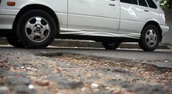 El estado de las vías ha provocado accidentes trágicos./ Foto: Carlos Ramirez. 