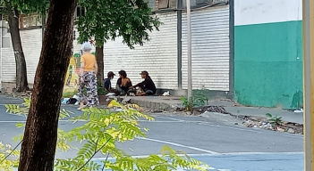 El consumo de drogas a los alrededores del colegio Sagrado corazón de Jesús cada vez es más evidente.