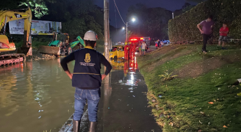 Prados del Este presenta taponamiento en alcantarillado pluvial y emergencia por fallas mecánicas en vehículos 