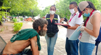 Motivan a habitantes de calle a resocializarse.