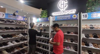 120 expositores se sumaron a la edición 19 de la feria Expocuc, en el Casino Internacional./ Foto La Opinión