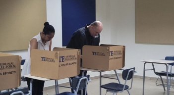 Más de 3 millones de panameños eligen hoy nuevo presidente. 