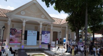 Feria de emprendimientos 'Tejiendo Sueños' en el Centro Cultural Quinta Teresa