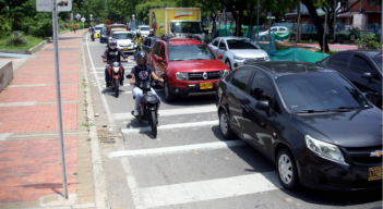 REDUCTORES DE VELOCIDAD EN EL MALECON