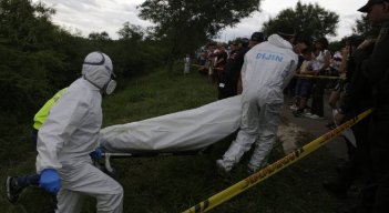Encontraron el cadáver de un hombre a un costado del Anillo Vial Occidental
