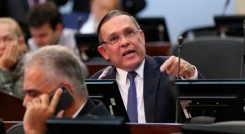 Efraín Cepeda presidirá el Senado