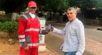 Operario de Veolia regresó celular perdido en Cúcuta 