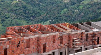 A corte de mayo, la venta de vivienda tiene una caída anual de 26,9%./ Foto Archivo