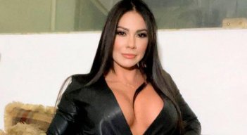 Según contó, le ofrecieron 10.000 millones de pesos por irse “a la cama con el personaje”.