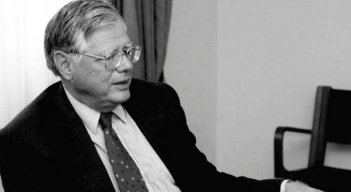 Falleció Miguel Urrutia Montoya, histórico economista y exgerente del Banco de la República