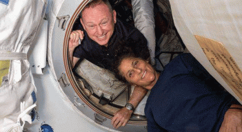 La Nasa decidió que los dos astronautas atrapados en la ISS regresarán en una misión de SpaceX en febrero