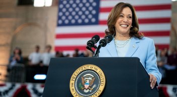 Kamala Harris consigue los votos para ser candidata 